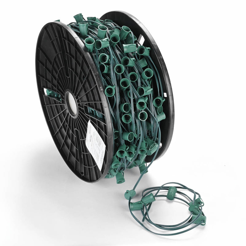 TheDisplayOutlet C9 Light Stringer Bistro Outdoor String Light 120V, 500ft Green Image